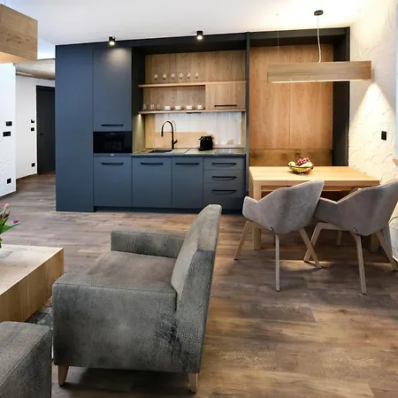 Aparthotel Aplend Ovruc Štrbské Pleso