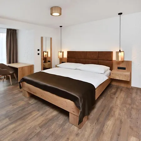 Aplend Ovruc Apart-hotel
