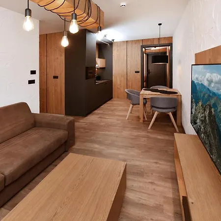 Aplend Ovruc Štrbské Pleso