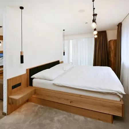 Aplend Ovruc Štrbské Pleso