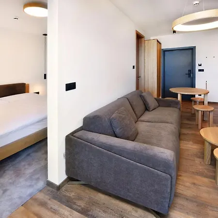 Aparthotel Aplend Ovruc Štrbské Pleso