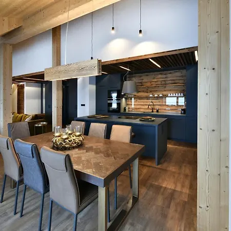 Aparthotel Aplend Ovruc