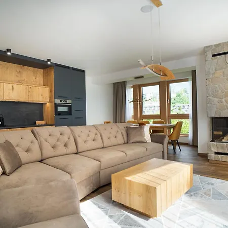 Ξενοδοχείο με διαμερίσματα Aplend Ovruc Štrbské Pleso